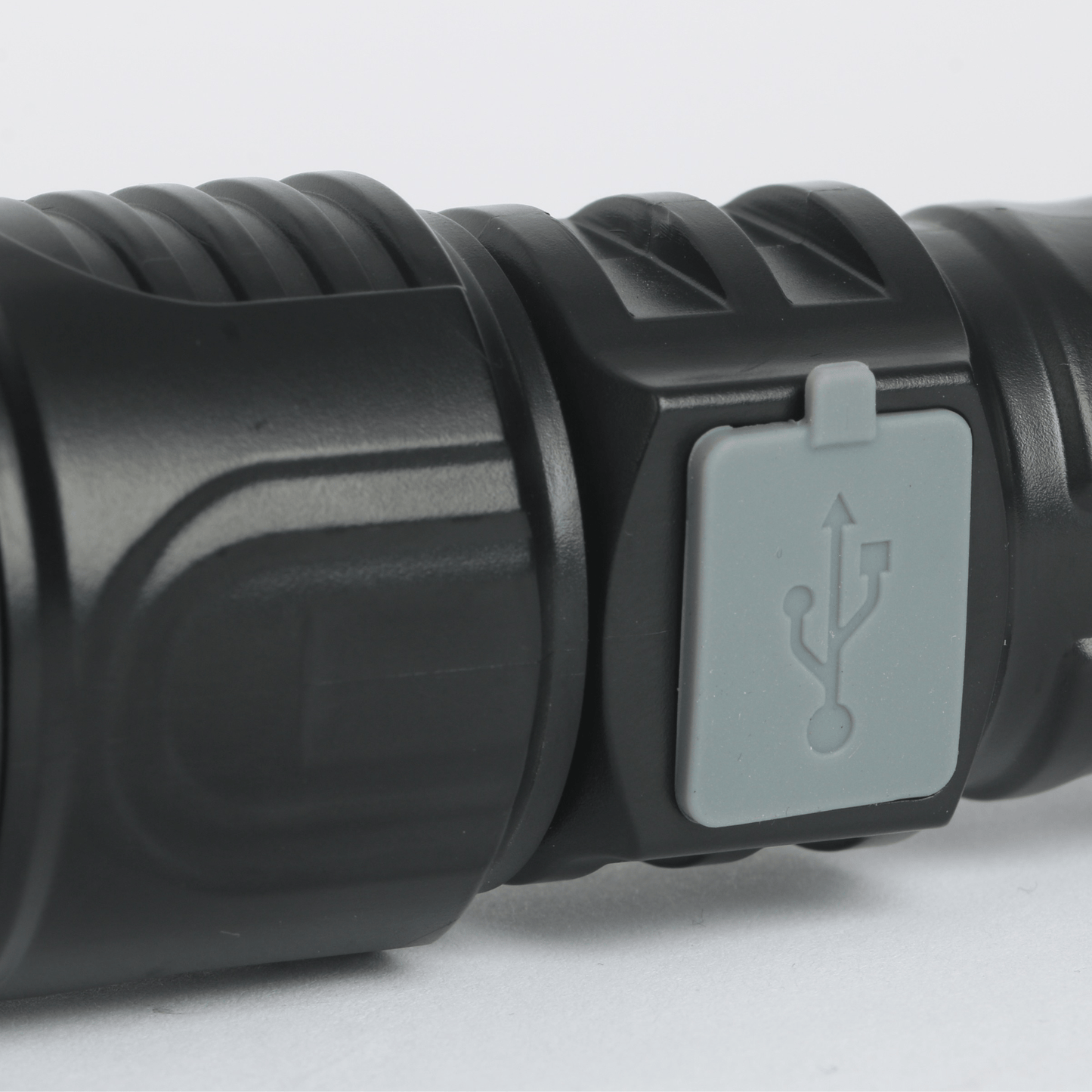 ZORA - TEC Flashlight EDC "POLYFORTIX" Rechargeable USB - C - LED - 300 Lumen - Polymer Body - WPE